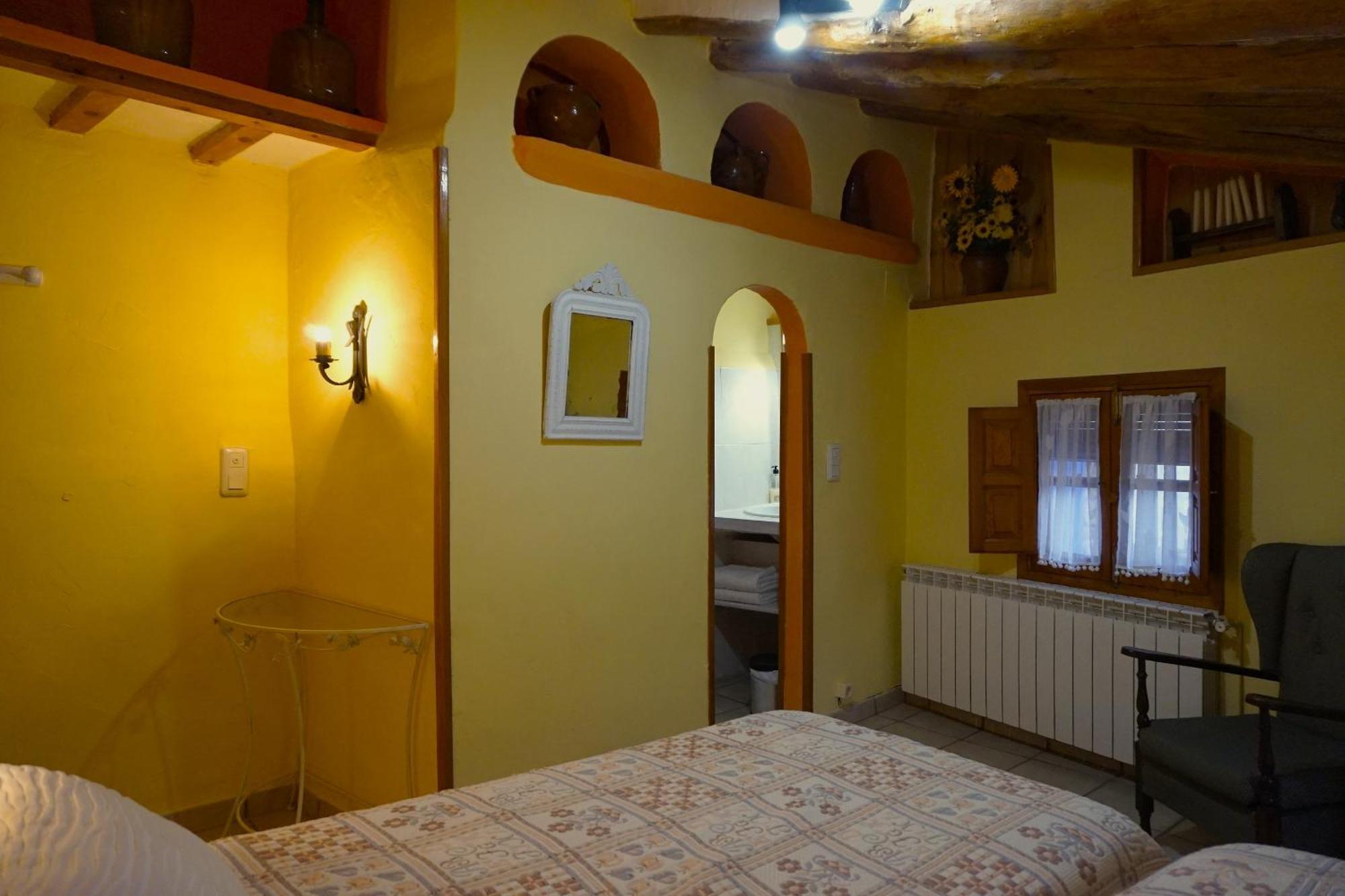 Bijuesca Casa Rural Manubles מראה חיצוני תמונה