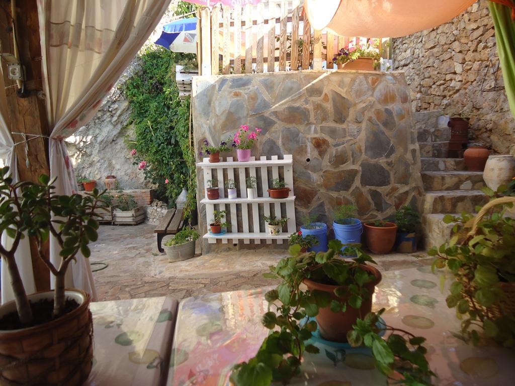 Bijuesca Casa Rural Manubles מראה חיצוני תמונה